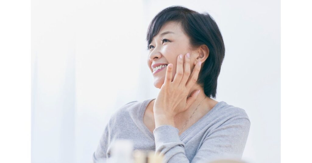 分け目ケアを始めた女性のイメージ